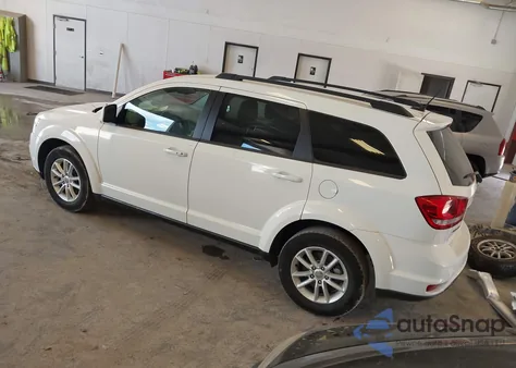2013 Dodge Journey Sxt z USA, uszkodzony, nr VIN 3C4PDCBB8DT665613